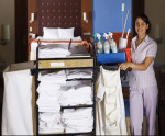 Xe dọn phòng khách sạn – Giải pháp tối ưu vận hành buồng phòng chuyên nghiệp