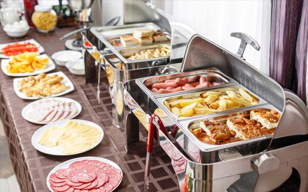 Nồi hâm nóng buffet là gì và những thông tin cần biết