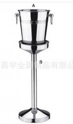 Xô và kệ để rượu