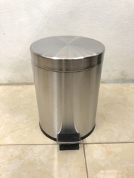 Thùng rác inox đạp chân 5L